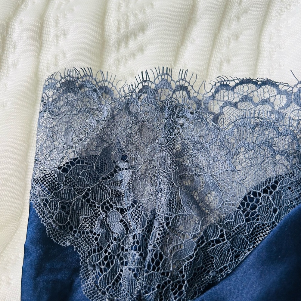 Elegant Navy Blue Slip Dress with Lace Trim French 100% silk - Picture 4 of 7